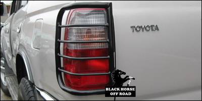 Black Horse - Toyota 4Runner Black Horse Taillight Guards
