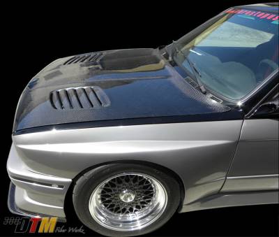 DTM Fiberwerkz - BMW 3 Series DTM Fiberwerkz GTR Carbon Fiber Vented Style Hood - CFRP E30-GTR-VENT