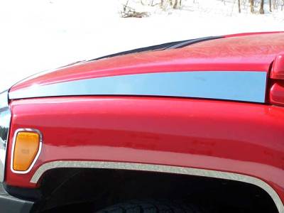 QAA - HUMMER H3 4dr QAA Stainless 2pcs Hood Accent Trim HV46302