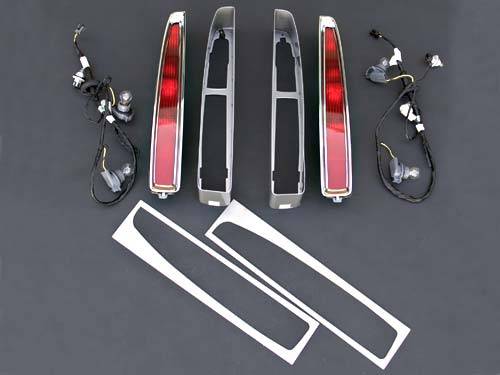 Sir Michaels - Taillight Housing Assembly Kit - 3008125