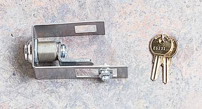 Omix - Rugged Ridge Hood Lock Kit - No-Drill - Comes with 2 Keys - 11252-03