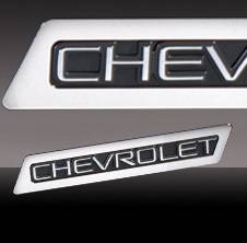 Pilot - Chevrolet Suburban Pilot Stainless Steel Trim Logo - 1PC - ST-122T