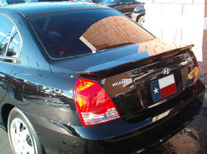 DAR Spoilers - Hyundai Elantra Sedan DAR Spoilers OEM Look 3 Post Wing w/ Light FG-046