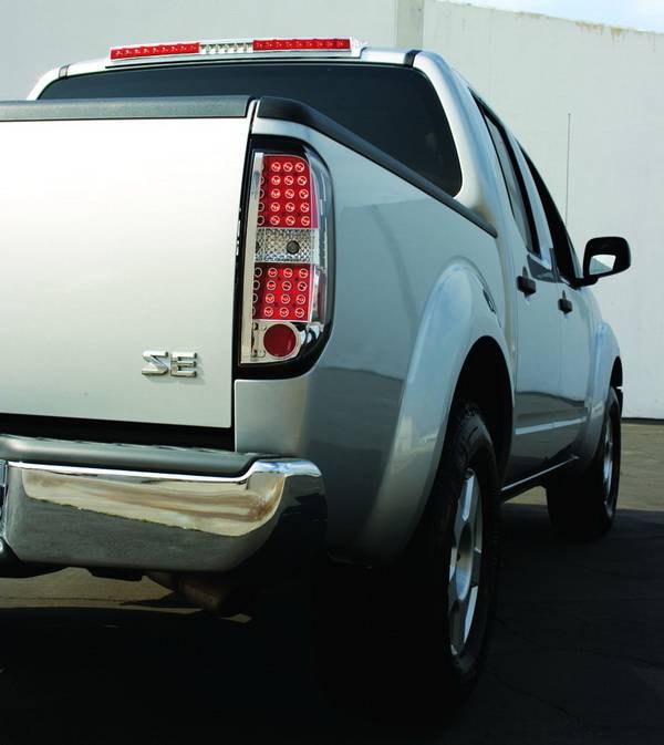 In Pro Carwear - Nissan Frontier IPCW Taillights - LED - 1 Pair - LEDT-1009C