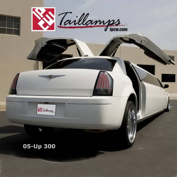 In Pro Carwear - Chrysler 300 IPCW Taillights - LED - 1 Pair - LEDT-411XS