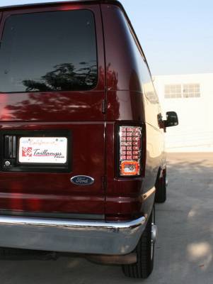 In Pro Carwear - Ford Excursion IPCW Taillights - LED - 1 Pair - LEDT-502C
