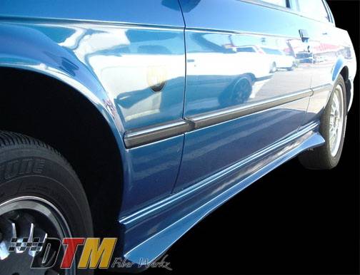 DTM Fiberwerkz - BMW 3 Series DTM Fiberwerkz Hartge Style Side Skirts - E30-HARTGE-S
