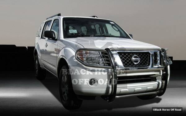 Black Horse - Nissan Pathfinder Black Horse Push Bar Guard