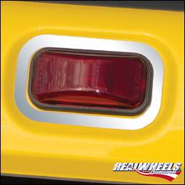 RealWheels - Hummer H2 RealWheels Rear Upper Marker Light Bezels - Polished Stainless Steel - 3PC - RW124-1-A0102