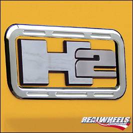 RealWheels - Hummer H3 RealWheels Logo Trim - Billet Aluminum - 3PC - RW220-1-A0103
