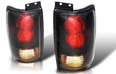 WinJet - Ford Expedition WinJet Altezza Taillight - Black & Smoke - WJ20-0018-05