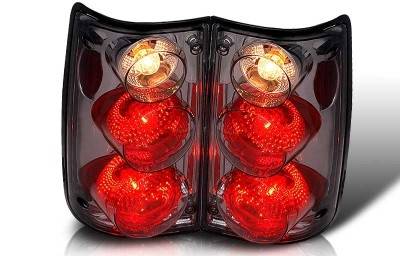WinJet - Toyota Pickup WinJet Altezza Taillight - Chrome & Smoke - WJ20-0045-02