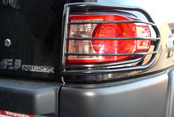 Aries - Toyota FJ Cruiser Aries Taillight Guard Covers