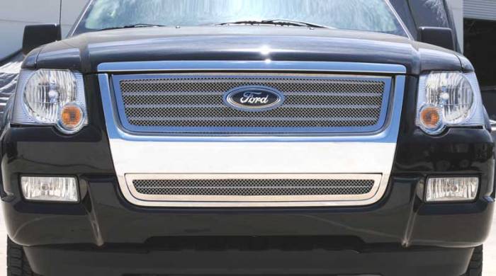 T-Rex - Ford Expedition T-Rex Upper Class Polished Stainless Mesh Grille with Logo Cut Out - 54659