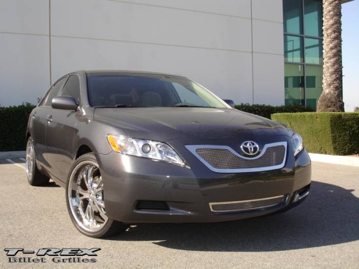 T-Rex - Toyota Camry T-Rex Upper Class Polished Stainless Mesh Grille - 54921
