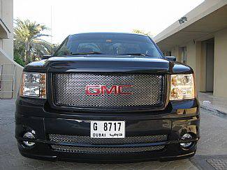 Street Scene - GMC Sierra Street Scene Black Chrome Grille for Generation 1 Bumper Cover - 950-76196