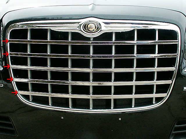 QAA - CHRYSLER 300 4dr QAA Stainless 5pcs Grille Accent SG45760