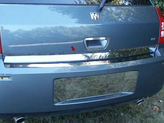 QAA - DODGE MAGNUM 4dr QAA Stainless 1pcs Rear Deck Accent RD45920