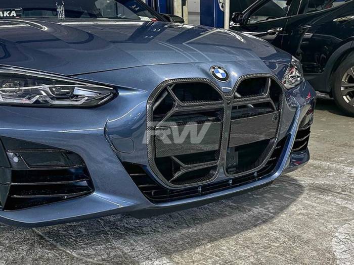 RW Carbon - BMW G22 G23 4-Series CSL Style Carbon Fiber Grille W/ traffic Assistant bmwg22013-2
