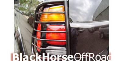 Mitsubishi Montero Black Horse Taillight Guards