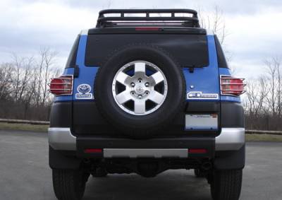 Toyota FJ Cruiser RealWheels Taillgiht Guards - Polished Stainless Steel - Pair - RW306-1-T0202