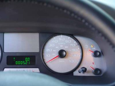 US Speedo Stainless Steel Gauge Face - Displays MPH - Transmission Temperature - F2500501