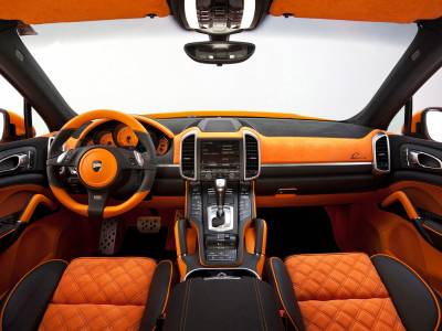 BMW - 5 Series - Car Interior