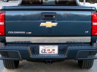QAA - CHEVROLET COLORADO 2/4dr QAA Stainless 1pcs Tailgate Accent RT55150 - Image 1