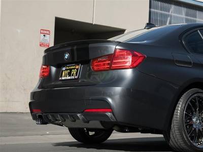 BMW F30/F31 CF Diffuser - Single Side - 328i 330i bmwf30008-1
