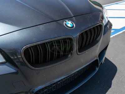 BMW F10 Carbon Fiber Double Slat Grilles bmwf10061