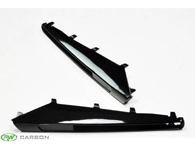 BMW E9X M3 Gloss Black Fender Grilles bmwe9xm324