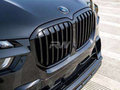 BMW G07 X7 LCI Glazing Black Front Grilles bmwg0702